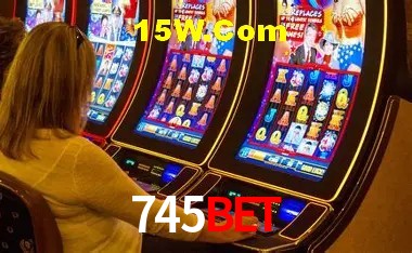 A Experiência Imersiva dos Cassinos Ao Vivo no 745Bet